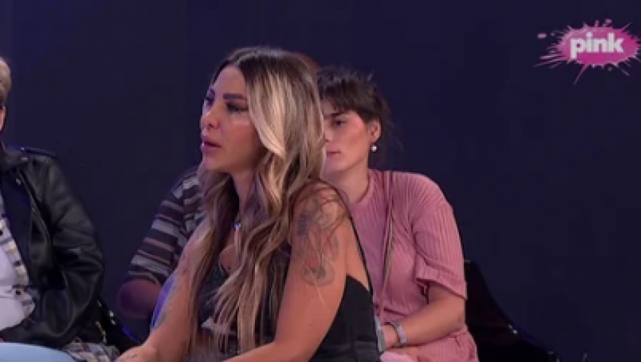 "ANELI KADA SI ABORTIRALA NISI SE SMEJALA" Žestok okršaj u programu uživo, Lepi Mića joj uputio brutalne reči: Ti si kreten, voliš ga!