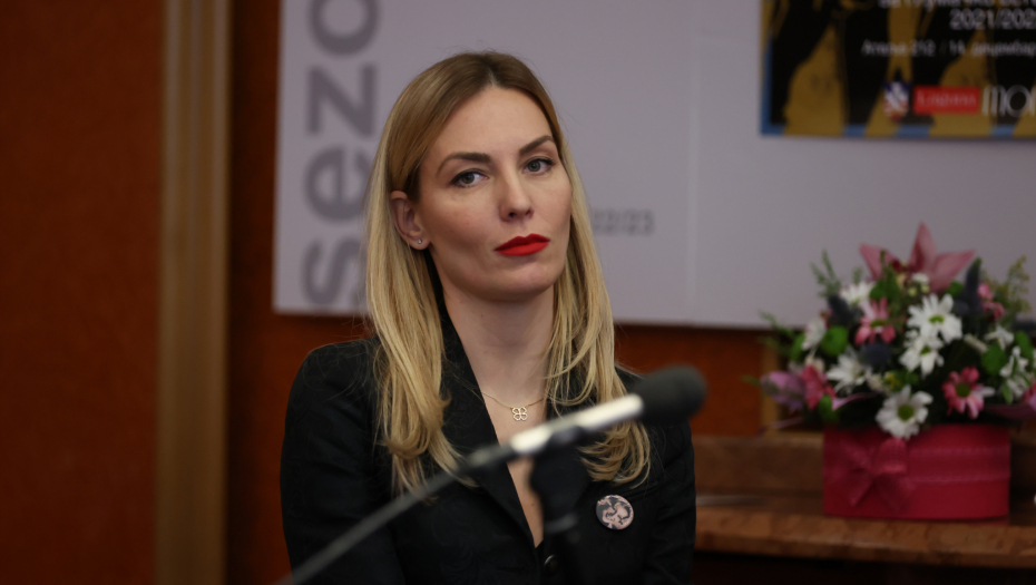 GLUMICA DOBILA SEPSU, UPALA U KLINIČKU SMRT Posle porođaja prošla kroz pakao, otkriveni jezivi detalji