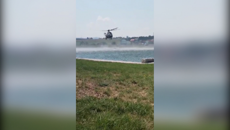 VATRENA STIHIJA GUTA ŠUMU KOD SJENICE Helikopteri Vojske Srbije stigli na lice mesta i pomažu u gašenju požara