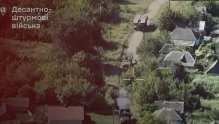 ŠOKANTNI SNIMCI! Evo kako je Ukrajinska vojska ušla u Kursk: Prvi sati operacije koji će ući u istoriju! (VIDEO)