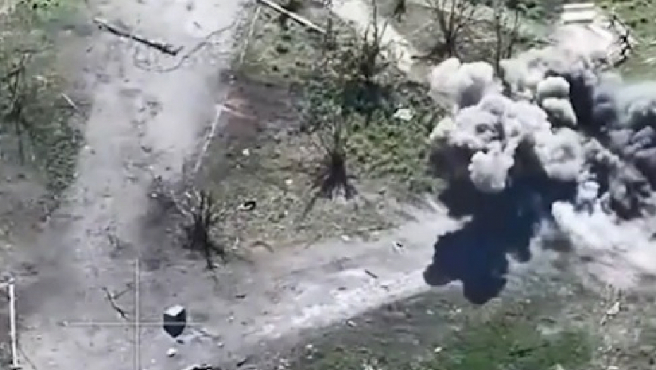 (UZNEMIRUJUĆI VIDEO) NEMILE SCENE U HARKOVU Da li je Kijev greškom bombardovao svoje civile u zoni borbe?