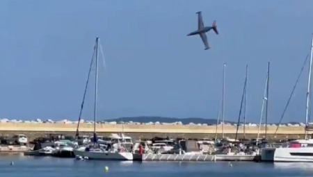 PILOT POGINUO U PADU AVIONA Poznato zašto se nije katapultirao, objavljen novi snimak jezive nesreće (VIDEO)