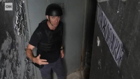 CNN UŠAO U SUDŽU, NA ULAZU KRST SA NATPISOM "BOŽE, SPASI I ZAŠTITI NAS"!  Tela na ulicama, meštani se kriju po skloništima: "Kakav je ovo život, čija je sad ovo zemlja?"