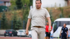 "OVE ZVEZDICE SU VIŠE ZALJUBLJENE U SEBE, NEGO U SVOJE ŽENE" Lalatović zagrmeo i kritikovao svoje igrače: Neki su zalutali ovde, sigurno će napustiti klub