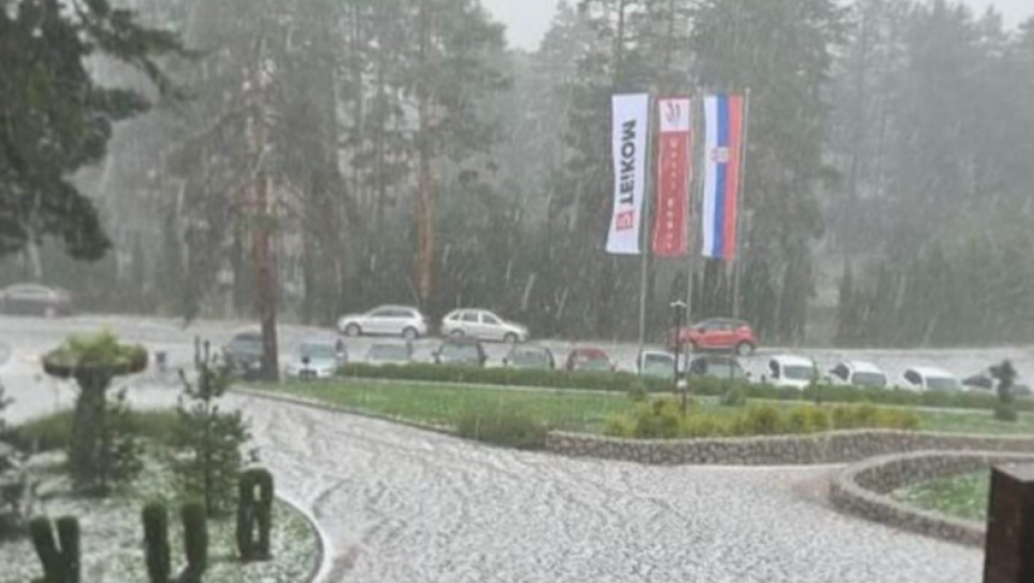 STRAVIČNO NEVREME RAZORILO ZLATIBOR! Voditeljka objavila snimak koji ledi krv u žilama, našla se usred haosa