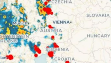 NEVREME SE ZAHUKTAVA, PRAVA AKCIJA STIŽE NOĆAS Na Jadranu je bura, evo kako se kreću oblaci (MAPA)