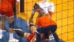 NEĆETE VEROVATI KADA VIDITE OVO Srpkinje i Hrvatice se "tukle", pa završile na internetu - oglasila se Međunarodna federacija (VIDEO)