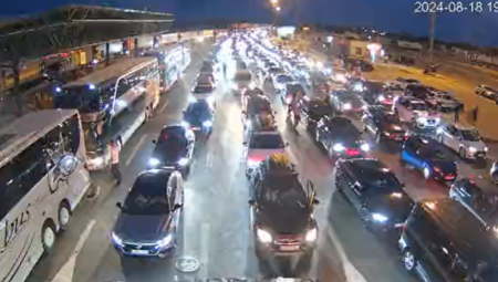 NA GRANICAMA JE OPŠTI HAOS, ALI BUKVALNO Ljudi zaglavljeni po 6 sati