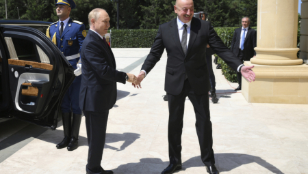 SVE OČI UPRTE U PALATU ZAGULBA Putin seo sa Alijevim, ključni pregovori za Rusiju