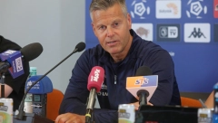 "ŠANSE SU 50:50" Trener Bodea najavio meč sa Zvezdom i govorio o njenim navijačima: Bolje je igrati pred 50.000 ljudi
