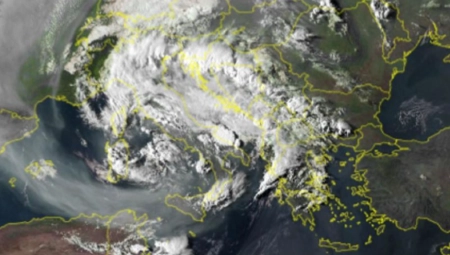 OLUJE VEĆ TUTNJE U REGIONU Pogledajte snažan vrtlog ciklona nad Jadranom - PRETE POPLAVE (FOTO)