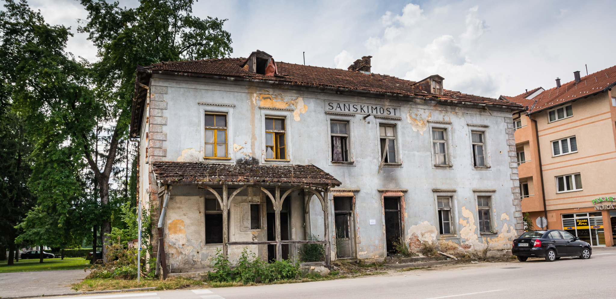 OTKRIVEN MOTIV MASAKRA U ŠKOLI Ubio direktora, profesorku i sekretaricu u Sanskom Mostu