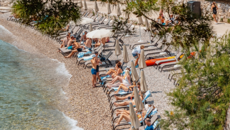 SAMO U KAVALI I NA TASOSU NAPLAĆENO 8,5 MILIONA EVRA! Pljušte kazne na omiljenim srpskim plažama, ovo je razlog