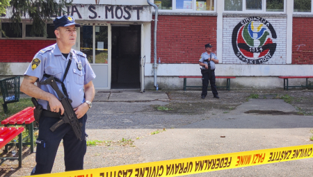 DOMAR OTVORIO VATRU U GIMNAZIJI DOK SU DECA BILA UNUTRA! Novi detalji masakra u Sanskom Mostu!