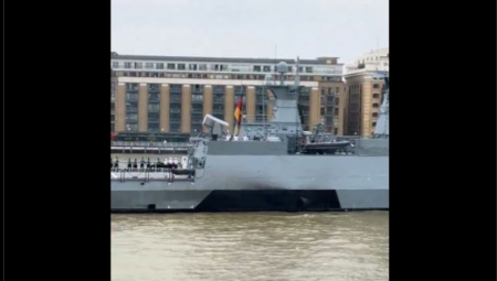 NEMAČKI VOJNI BROD PLOVI USRED LONDONA UZ "IMPERIJALNI MARŠ"! Građani šokirani, oglasila se RATNA MORNARICA (VIDEO)