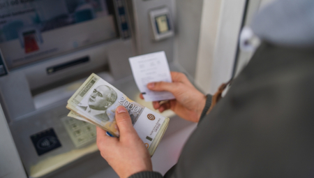 NOVAC LEŽE NA RAČUNE DANAS I SUTRA Ove grupe građana mogu da očekuju uplatu