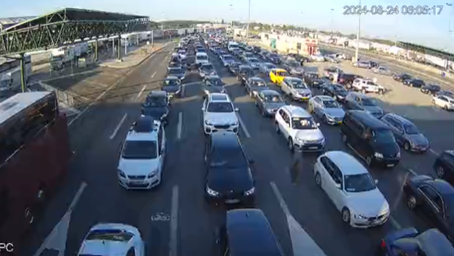 VOZAČI, BUDITE STRPLJIVI Evo kakvo je trenutno stanje na granicama (FOTO)