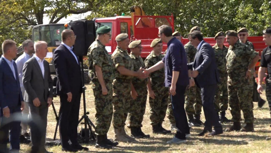 "LAŽU I RADE PROTIV SVOJE ZEMLJE" Predsednik položio kamen temeljac za izgradnju novog objekta za pripadnike Odreda vojne policije "Kobre" (VIDEO)