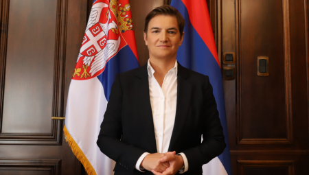 NAMERNO OBMANJUJETE GRAĐANE SRBIJE Brnabić o skandaloznoj naslovnici Šolakovog glasila: "Nemojte da potcenjujete ovaj narod"