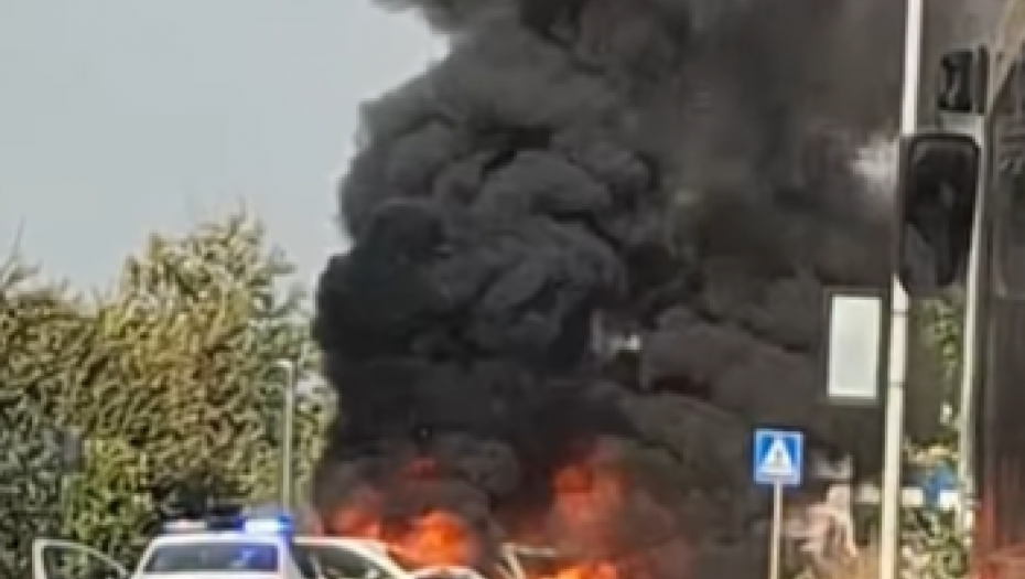PRVO SE ČUO SUDAR, A ONDA SU AUTOMOBILI EKSPLODIRALI U OGROMNOJ VATRI! Detalji stravične nesreće kod Pančeva