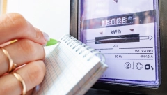 ELEKTRIČAR SAVETUJE DA SE JEDAN UREĐAJ NOĆU ISKLJUČI Tako će vam račun za struju biti skoro duplo manji!