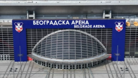ŠAPIĆ: Završeno postavljanje četiri grba Grada Beograda i natpisa "Beogradska arena" na jednom od najznačajnijih simbola prestonice