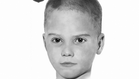 DEČAKA SU NAŠLI U KUTIJI, IZUBIJANOG I GOLOG Posle 65 godina je otkrivena misterija njegove smrti