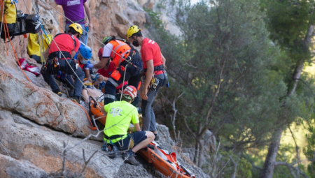 OTIŠAO NA PUTOVANJE S KOLEGAMA, PA OSTAO SAM NA PLANINI Satima se kretao u pogrešnom smeru, izgubio mu se svaki trag - za dlaku izbegnuta tragedija!