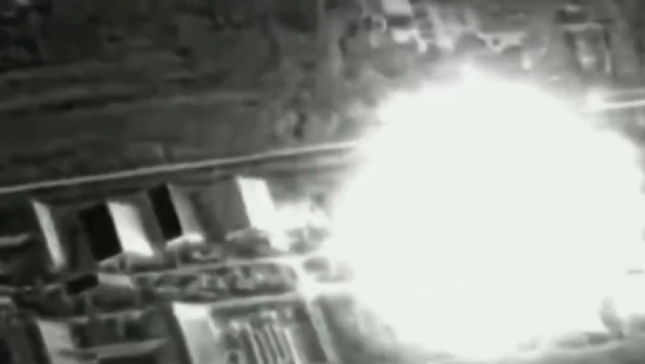 RUSI ŽESTOKO NAPALI SUMI,  NAJMANJE DVOJE MRTVIH Fabrika gađana raketama! (FOTO/VIDEO)