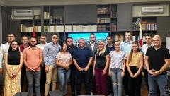 MINISTAR VESIĆ ODRŽAO PREDAVANJE NA AKADEMIJI MLADIH LIDERA: Vreme neznanja je prošlo, Srbija traži obrazovane ljude spremne da uče i da se menjaju