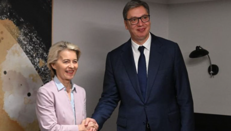 VUČIĆ SE SASTAO SA FON DER LAJEN: Srbija predano pristupa reformskoj agendi,ozbiljan partner EU