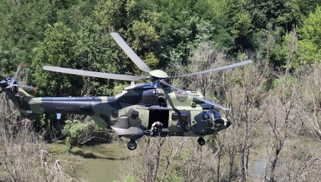 OVAKVA AKCIJA NIJE ZABELEŽENA U ISTORIJI SRBIJE Oglasila se helikopterska jedinica MUP-a