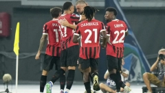 ČUDESNI STRAHINJA PAVLOVIĆ Srbin prvo izbacio loptu sa gol linije, a onda zatresao mrežu (VIDEO)