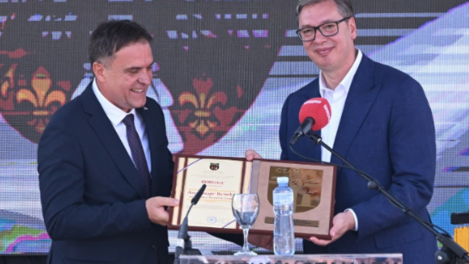 OGROMNA MI JE ČAST... Vučić se oglasio, nije mogao da sakrije sreću: Presrećan sam što sam zajedno sa vama na otvaranju ovog prelepog Doma zdravlja