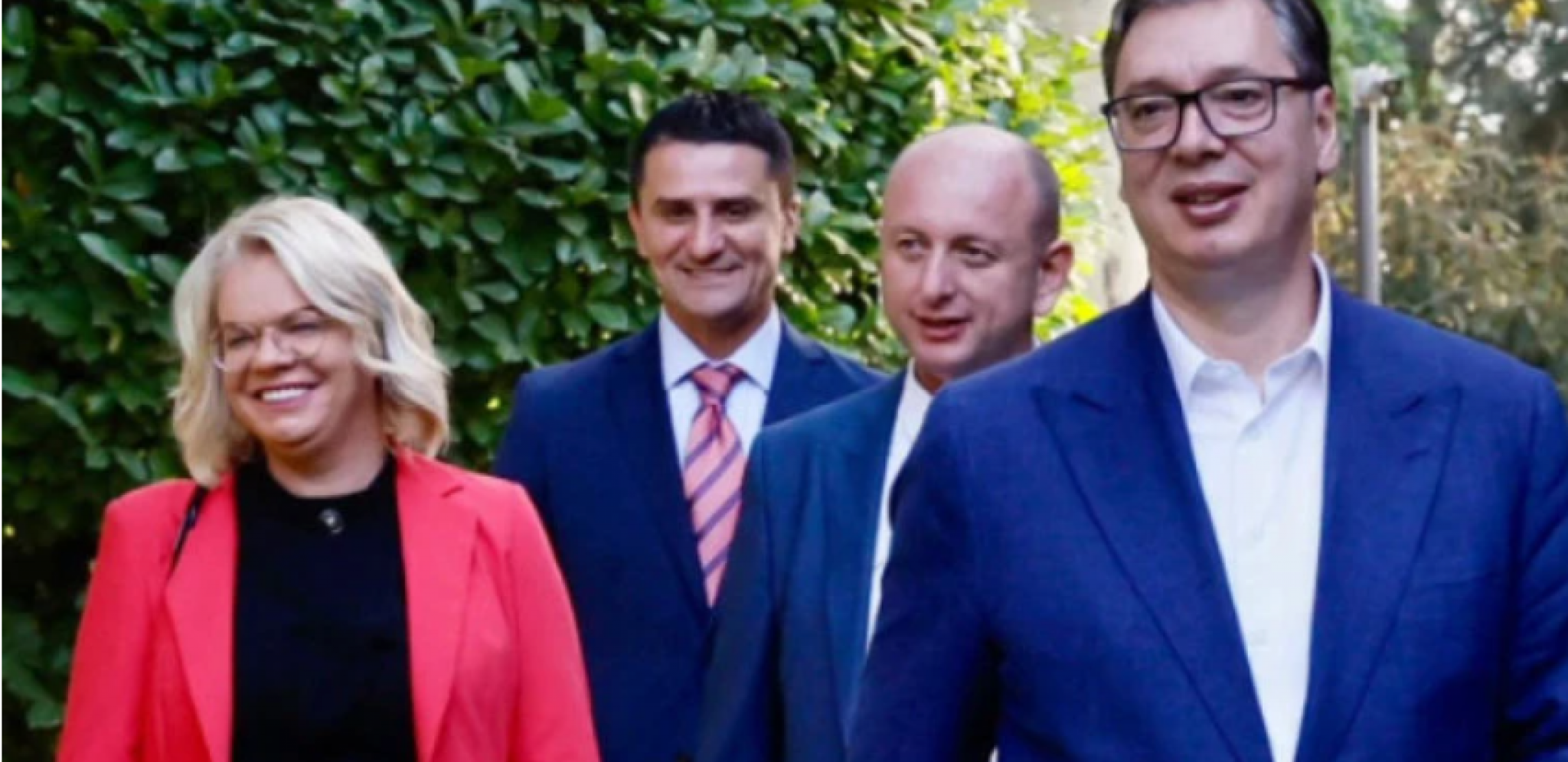PREDSEDNIK VUČIĆ SA ZVANIČNICIMA CRNE GORE: Ubrzano radimo kako bi se ostvarili snovi mnogih generacija (FOTO)