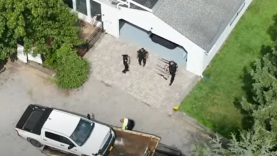 OTAC OTEO ĆERKU DA BI LAKŠE UBIO BIVŠU ŽENU I NJENOG NOVOG PARTNERA Advokat optuženog sada traži samo jedno, potresni detalji krvavog zločina u SAD (VIDEO)