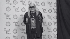 "PLAKAO JE, NIJE MOGAO DA STOJI" Pevač je ovako opisao poslednji susret sa Borom Đorđevićem