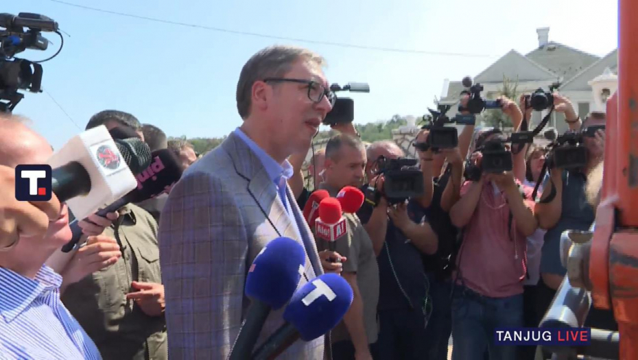 NE SMEMO DA KASNIMO, MORAMO DA UHVATIMO KORAK: Vučić: U toku je peta industrijska revolucija