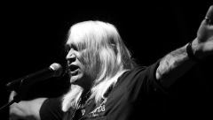 "PLAKAO JE, NIJE MOGAO DA STOJI NA NOGAMA" Pre mesec dana Boru Đorđevića su preplavile emocije, a sada otkriven razlog!