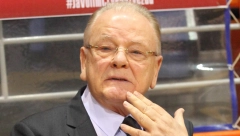 DUDA IVKOVIĆ GA JE "IZMISLIO", A SADA ODLAZI U PENZIJU Čuveni Amerikanac započeo revoluciju u evropskoj košarci