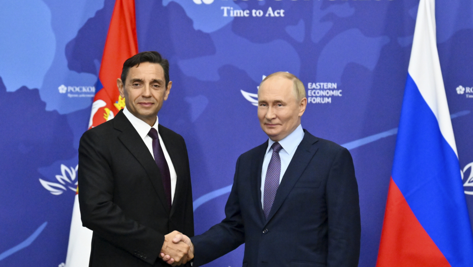 PUTIN PRENEO VUČIĆU POZDRAVE Uputio mu poziv