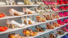 IZDUŽUJU NOGE I SLAŽU SE UZ SVE Ovakve cipele svaka žena treba da ima, odolevaju svim trendovima