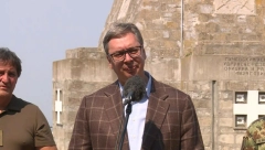 "NEMOJTE DA MISLITE DA IH SE PLAŠIM, VIDEĆE USKORO..." Vučić sa Vojskom Srbije prisustvovao vojnoj vežbi na Gučevu (VIDEO)