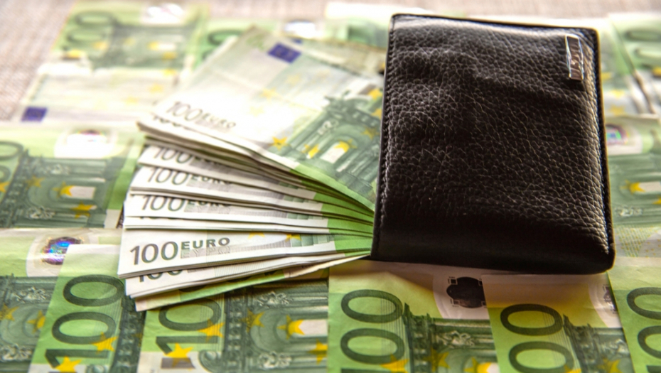 BOGATAŠI GA DISKRETNO ČUVAJU U NOVČANIKU Kako osigurati stalan priliv novca