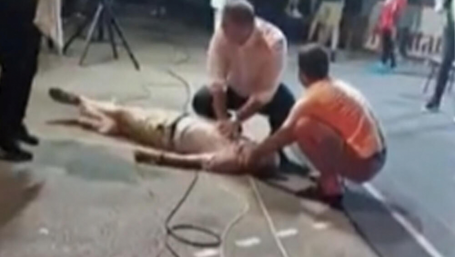 DOKTOR BRZOM REAKCIJOM SPASAO ŽIVOT ČOVEKU NA TURNIRU: Pogledajte dramatičan snimak iz banjalučkog naselja Lazarevo (VIDEO)