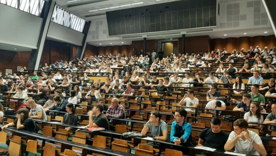 JOŠ JEDNA VISOKOŠKOLSKA USTANOVA IZGUBILA AKREDITACIJU Oglasilo se Ministarstvo prosvete