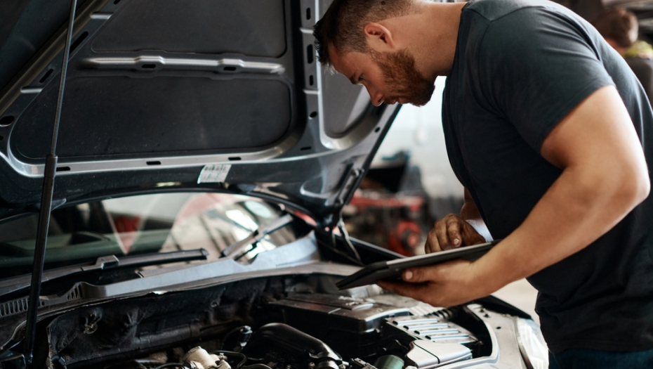 Jednu stvar nikada ne govorite auto-mehaničaru: Koštaće vas!
