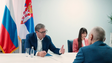 SVAKODNEVNE BRUTALNE PROVOKACIJE Vučić razgovarao sa Harčenkom o teškom položaju Srba na Kosmetu