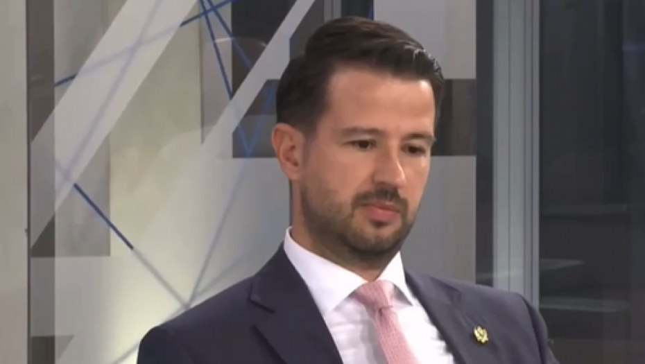 MILATOVIĆ: Amfilohiјe zaslužuje spomenik u Crnoj Gori