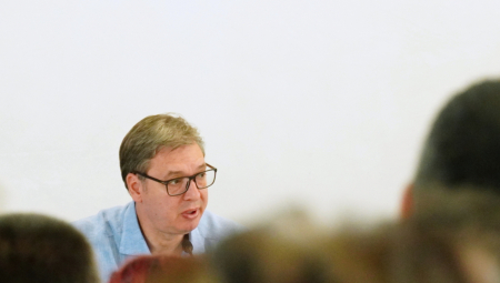 VUČIĆ RIO TINTU: Vi želite da zaradite pare, mi želimo zdravlje za naše ljude, čistoću naših reka i sigurnost za našu decu!